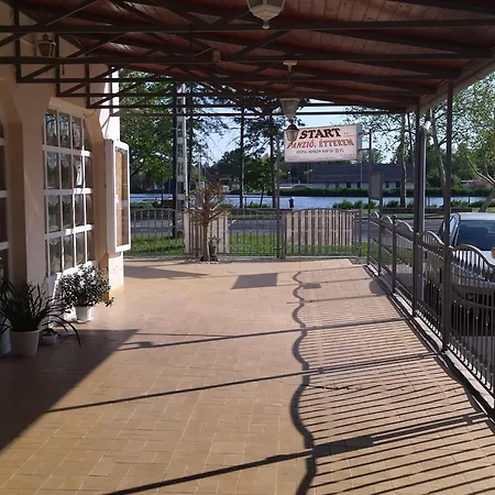 Start Panzio-etterem 3* Hajduszoboszlo